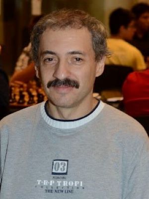 Эдуардас Розенталис
